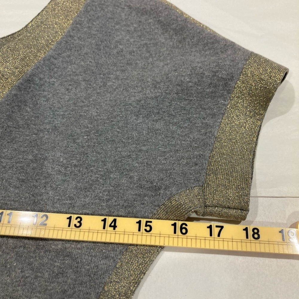 Bebe Sport Women’s Gray Jersey Knit Top with  Gold Textured Top Size XS - Picture 6 of 9